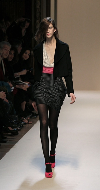 Illustration for article titled Ungaro Manages To Produce Ugly Clothes Without Any Help From Lindsay